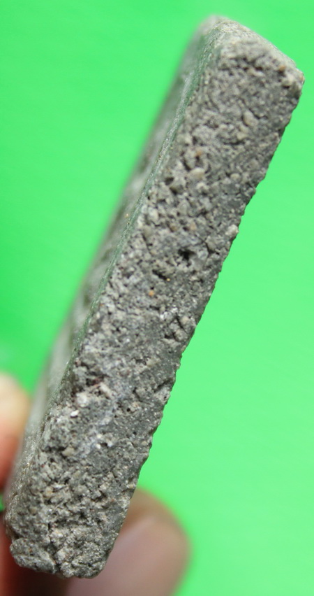 หลวงพ่อแดง วัดเขาบันไดอิฐ