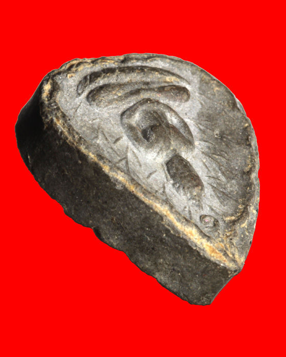 ปี 2520 พระผงประจำวันเกิดหลวงปู่โต๊ะ