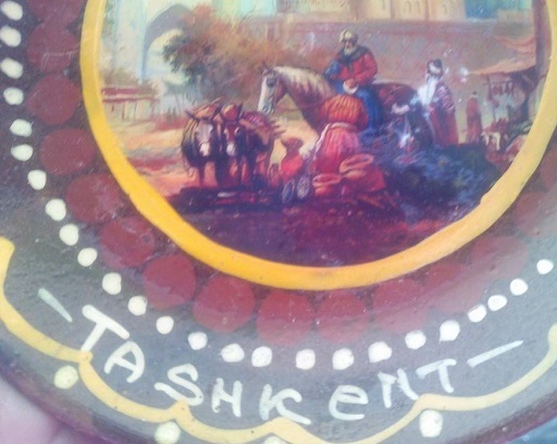 จานแขวนโชว์ สวยงามน่าสะสม