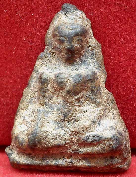 *พระนางกำแพง ชินเงิน*