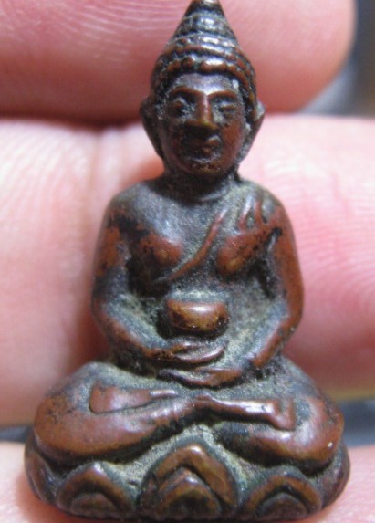 พระกริ่ง ร.ด. ปี2513 เนื้อทองแดง กรมการรักษาดินแดน กรุงเทพฯ มาพร้อมบัตรรับรองความแท้