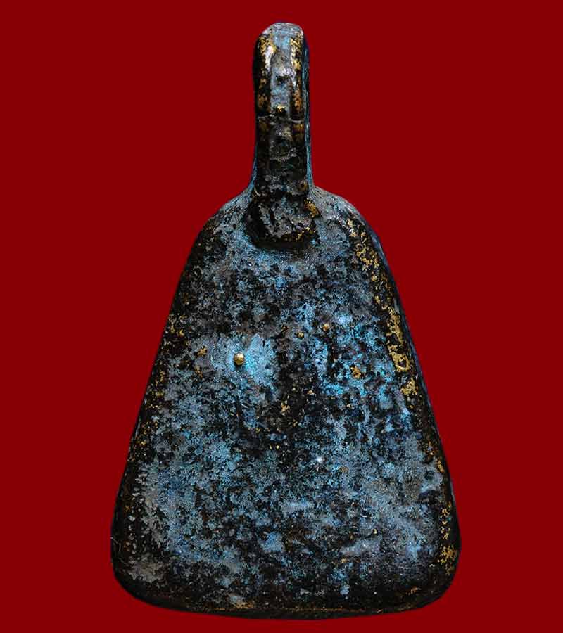 จอบหล่อโบราณ  หลวงพ่อเงิน  วัดบางคลาน  จังหวัดพิจิตร  รุ่นปืนแตก ปี ๒๕๒๘