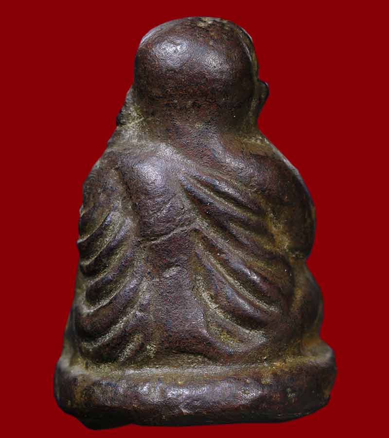  หลวงพ่อเงิน วัดบางคลาน พิมพ์ขี้ตา 3 ชาย ออกกรุวัดใหม่คำวัน อำเภอเมือง จังหวัดพิจิตร 