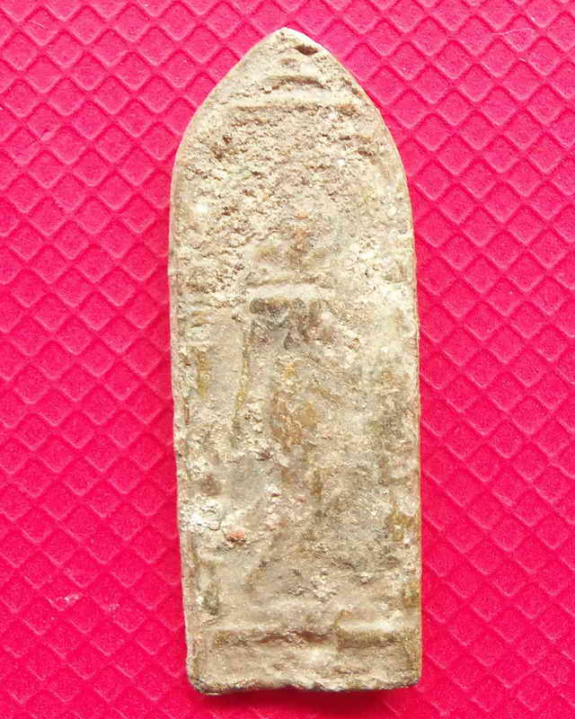 พระลีลาสองหน้า กรุวัดเขาจอมคีรีนาคพรต อ.เมือง จ.นครสวรรค์