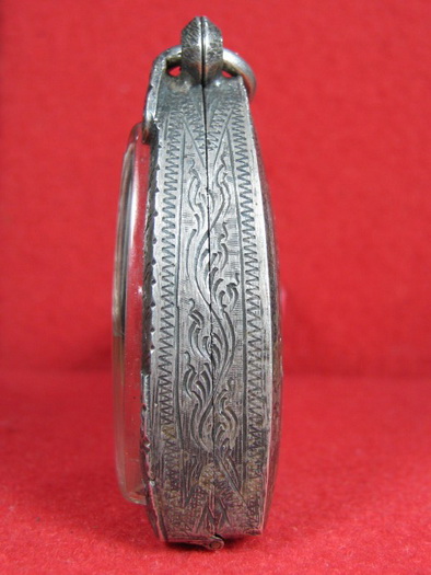 ตลับเงินมือสองสำหรับหลวงปู่ทวดพิมพ์เตารีด รูปหล่อ หรื้อพระที่มีขนาดใกล้เคียง