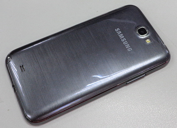 SAMSUNG NOTE2 สวยเทพ จอใหญ่ สวยคม สบายตา ติดฟิลม์ให้แล้วครับ