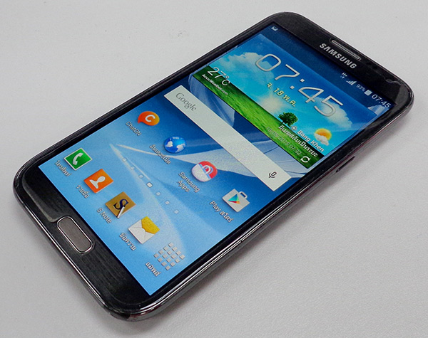 SAMSUNG NOTE2 สวยเทพ จอใหญ่ สวยคม สบายตา ติดฟิลม์ให้แล้วครับ