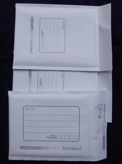 ส่งฟรี**+300 บาท เลือกสี ได้ครับ //ซองกันกระแทก SafeMail เคลือบลามิเนตชนิดพิเศษ อย่างดี จำนวน 50 ซอ