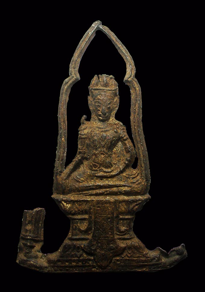 พระอู่ทองทรงเครื่อง เนื้อชินตะกั่วสนิมแดง กรุวัดตูม จ.อยุธยา