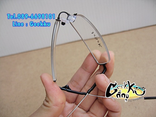 กรอบแว่นตา J&S&K ทรงครึ่งกรอบ สีดำทำจาก TiTANIUM โค้ง ดัด บิด งอได้