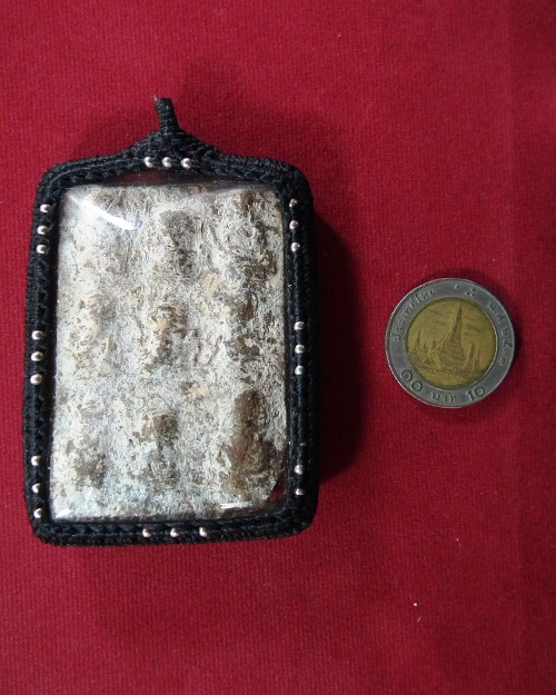 พระแผงนาดูนตัดเก้า  กรุพระบรมธาตุนาดูน จ.มหาสารคาม