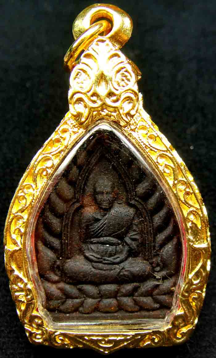 หลวงปู่เจือ ปิยสีโล วัดกลางบางแก้ว จ.นครปฐม เจ้วสัว 7 รอบ รุ่นวาสนามหาเศรษฐี ปี๒๕๕๒  พระใหม่คัดสวยไม