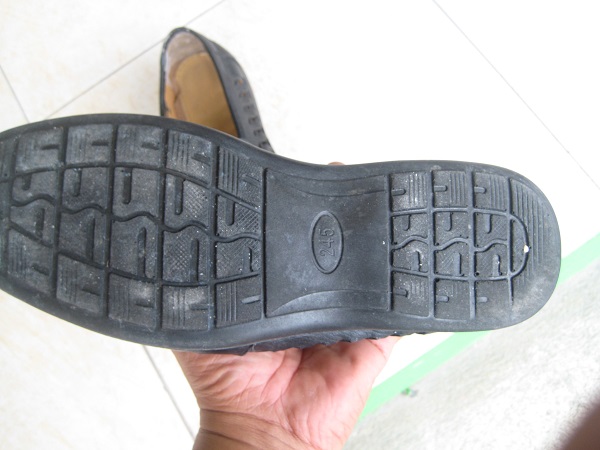 รองเท้าหนังทรงสวยสวย FASHION มือสอง   ขายตามสภาพ