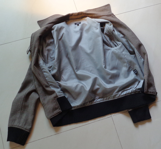 แจ็กเก็ด JASPAL ของแท้ ดีไซน์สวยๆ ลดให้เลยพันกว่า สวย คุ้ม เท่ห์