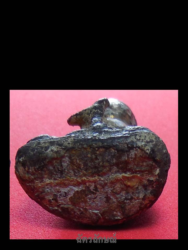 พระกรุวัดเชิงท่า พิมพ์พระมาลัยถือพัด