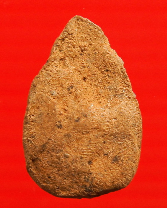 พระกลีบบัว เนื้อดิน กรุวัดลิงขบ