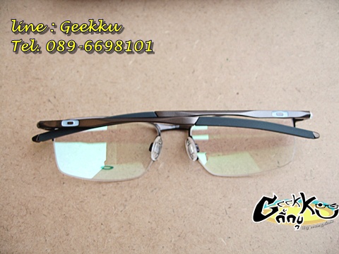กรอบแว่นตา Oakley (O-04) ทรงครึ่งกรอบสีกัน(ดำ-เทา)  