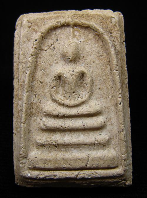 พระสมเด็จ เนื้อหามวลสารดี สวยไม่ทราบที่ครับ