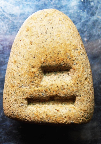 ปิดตาหลวงพ่อแดงวัดเขาบันไดอิฐพิมพ์เล็กครับ