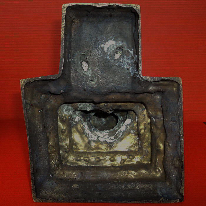 รูปหล่อบูชาสมเด็จพระนเรศวรมหาราช ประทับนั่งหลั่งทักษิโณทก สวยมากค่ะ