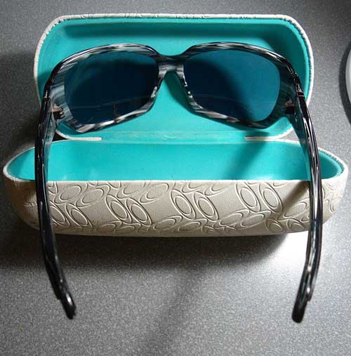 แว่น Oakley มือสอง พร้อมกล่องเดิม 800