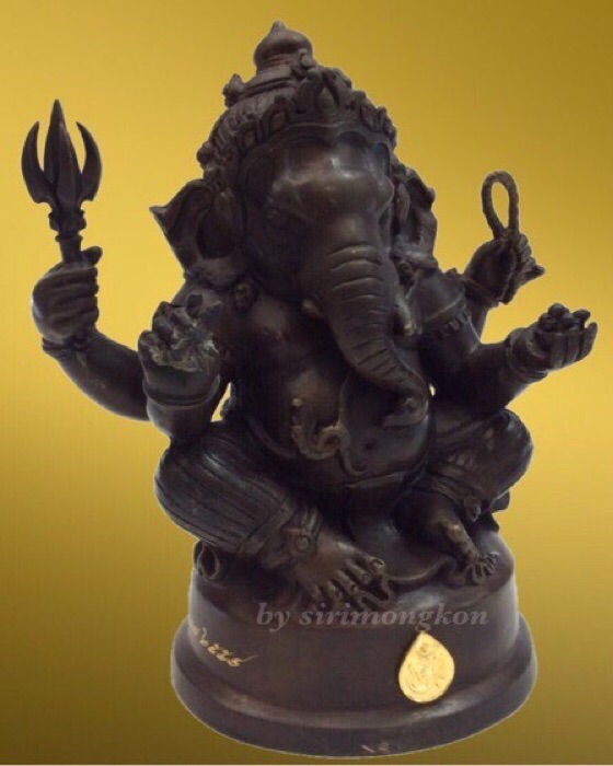 พระพิฆเนศ ปางนั่งบรมครู รุ่น 100 ปี กรมศิลปากร ขนาดบูชา หน้าตัก 4 นิ้วครึ่ง พิมพ์กรรมการ