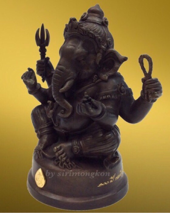 พระพิฆเนศ ปางนั่งบรมครู รุ่น 100 ปี กรมศิลปากร ขนาดบูชา หน้าตัก 4 นิ้วครึ่ง พิมพ์กรรมการ