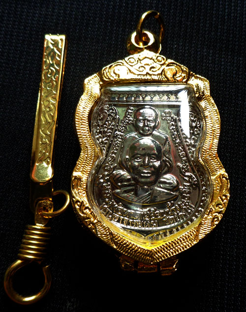 เหรียญพุทธซ้อนใหญ่ ปี 2555 ลมดำกรอบทองไมครอน+แหนบทองไมครอน สวยหรูพร้อมใช้ เหรียญคัดสวยจากวัดช้างให้ 