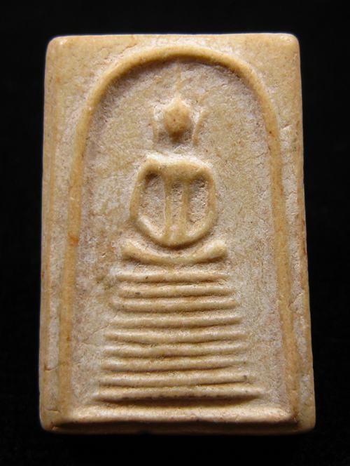 พระสมเด็จ เนื้อหามวลสารดี สวยไม่ทราบที่ครับ