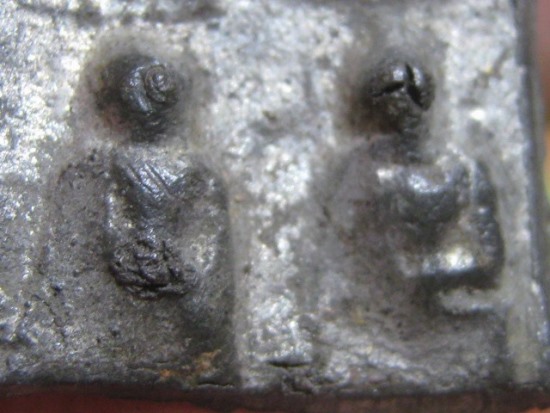 พระหัวใจกำแพงตัดสี่ เนื้อชินเงิน จ.สุโขทัย สภาพพอสวย