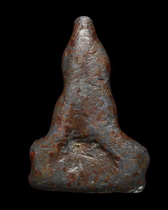 พระท่ากระดาน พิมพ์เล็ก เนื้อชินตะกั่วสนิมแดง กรุท่าเสา จ.กาญจนบุรี 