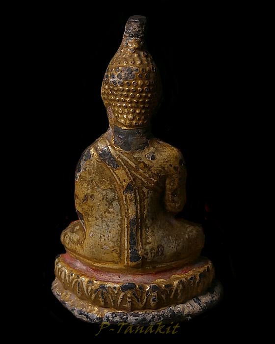 พระยุครัตนะ พระแก้บน หน้าตัก 1.5นิ้ว ฐาน 2นิ้ว สูง 3นิ้ว