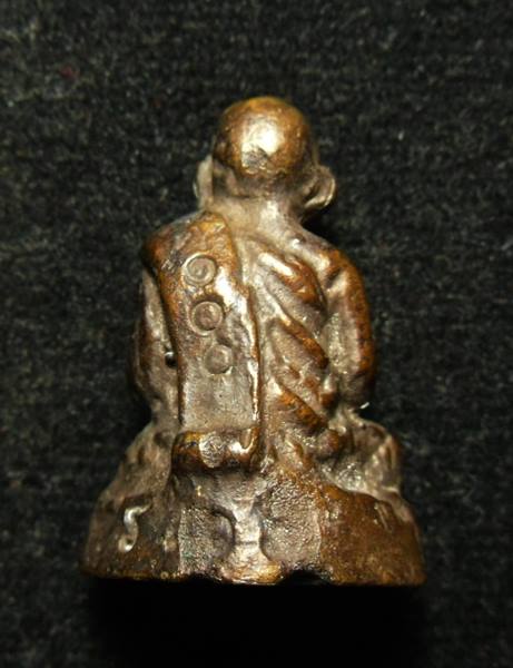 รูปหล่อโบราณ ไม่ทราบที่