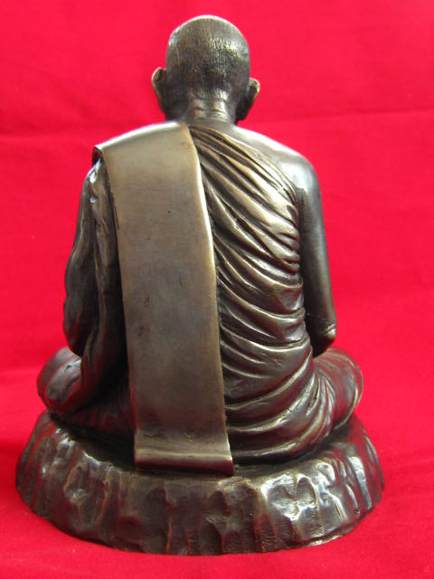 หลวงปู่เหรียญ วรลาโภ วัดอรัญบร รพต จ.หนองคาย 5 นิ้ว สวยๆๆ ส่ ง ถึงบ้านครับ