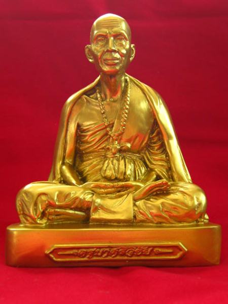 ครูบาเจ้าศรีวิชัย บูชา 5 นิ้ว เทพเจ้าแห่งลานนา สวยๆ กล่องเดิ มจากวัด