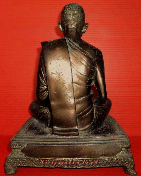 รูปหล่อบูชาหลวงพ่อเดิม วัดหนองโพ ออกวัดโคกเดื่อ สวยมากค่ะ