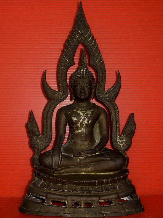 พระพุทธชินราชบูชา เนื้อทองผสม ตามุก ฐานฉลุ หน้าตัก 5 นิ้ว สวยมากค่ะ