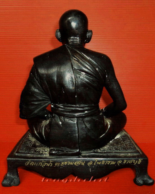 รูปหล่อบูชาหลวงพ่อแทน วัดแก้วฟ้า ต.ธรรมเสน อ.โพธาราม จ.ราชบุรี สวยมากค่ะ