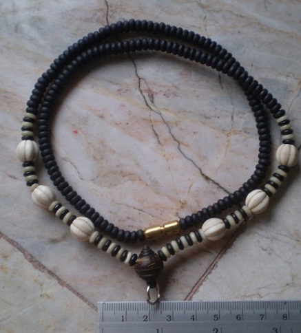 สร้อยกะลาตาเดียว บวกกระดูกช้าง  ห่วงกลางหัวขุนไม้มงคล  เคาะเดียว 