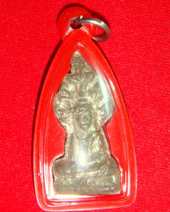 พระกรุวัดเลียบ เนื้อชินเงิน พิมพ์ปรกโพธิ์ 