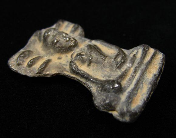 พระเนื้อชินตะกั่ว เนื้อสวยไม่ทราบที่ครับ