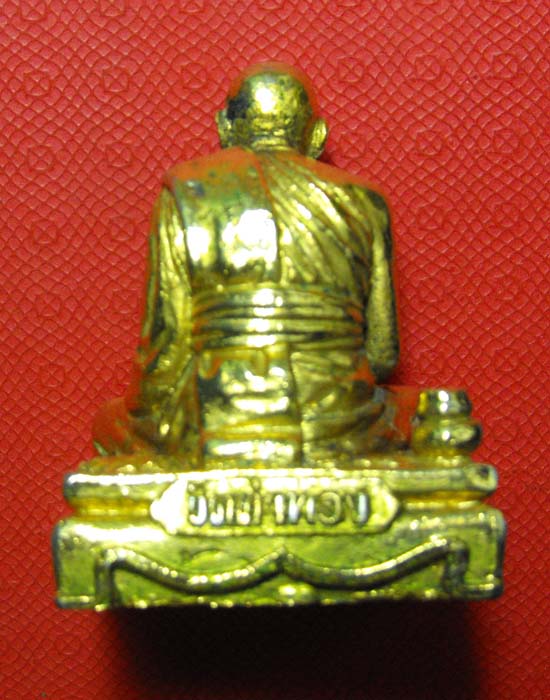 พระบูชาตั้งหน้ารถ หลวงพ่อทองดำ วัดท่าทอง จ.อุตรดิตร์