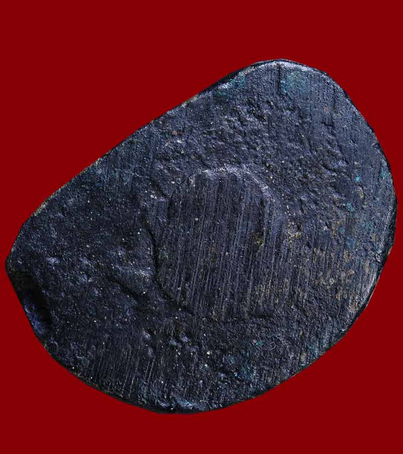 หลวงพ่อเงิน วัดบางคลาน จังหวัดพิจิตร รุ่นปืนแตก พิมพ์นิยมเศียรโต ปี ๒๕๒๘ (๒) 