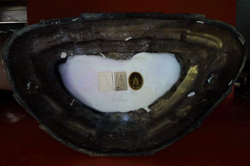 พระพุทธหลักเมืองมิ่งมงคลกาญจน์ ปางสะดุ้งกลับ ชนะมาร ประทานทรัพย์ พระดีพิธีใหญ่ สวยมากค่ะ