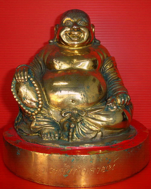 พระสังกัจจายน์บูชา วัดเพชรสมุทรวรวิหาร (วัดบ้านแหลม) จ.สมุทรสงคราม กะไหล่ทองค่ะ