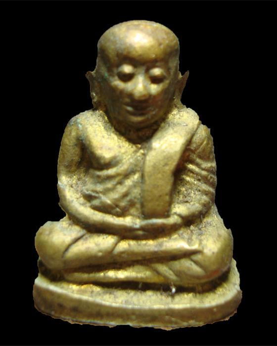 รูปหล่อหลวงพ่อเงิน ช้างคู่ วัดท้ายน้ำ 2526