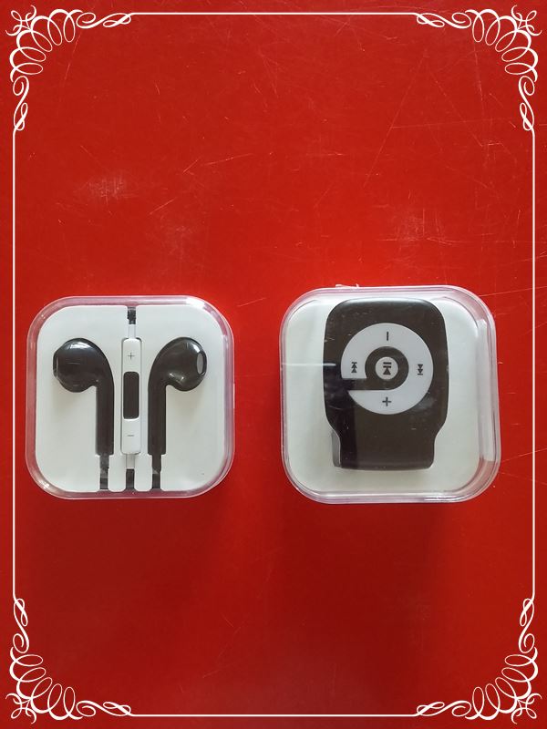 โล็ะสต็อกถูกๆ เคาะเดียว เครื่องเล่น MP3 ขนาดจิ๋ว พร้อมหูฟัง 002