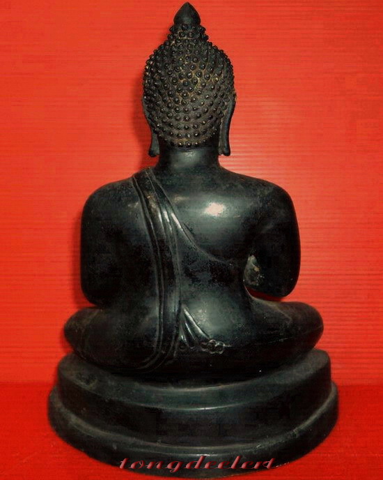 พระพุทธทักษิณมิ่งมงคล วัดเขากง จ.นราธิวาส ตามุก หล่อดินไทย สวยมากค่ะ