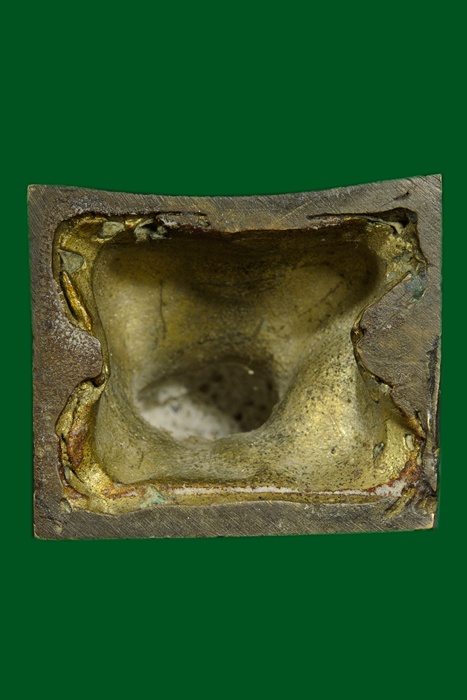 พระบูชาตั้งหน้ารถ สมเด็จโต มีโค๊ตระฆัง