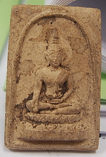 พระผง หลังเจดีย์ วัดหนองโพธิ์ จ.ราชบุรี